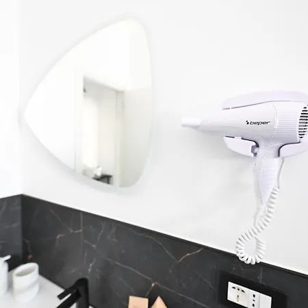 Newhouse Argiro Deluxe 3* Μπάρι