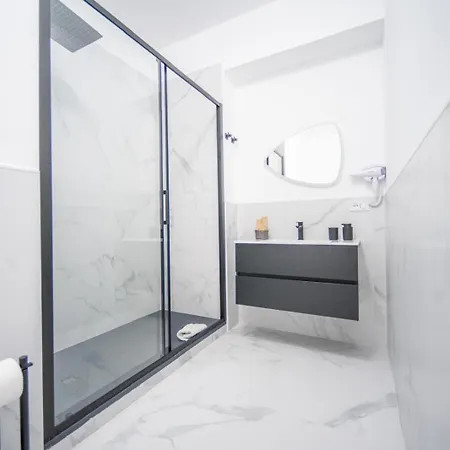 Newhouse Argiro Deluxe Maison d'hôtes Bari
