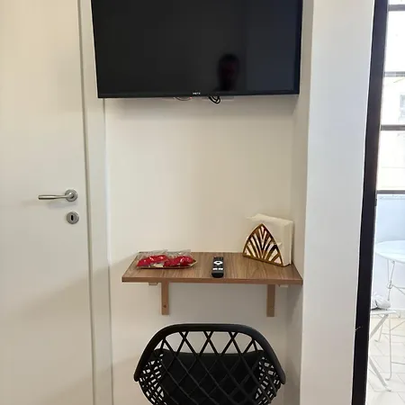 Newhouse Argiro Deluxe 3* Μπάρι