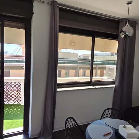 Newhouse Argiro Deluxe Πανσιόν Μπάρι